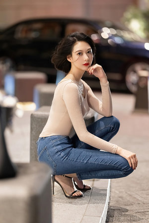 by2图片