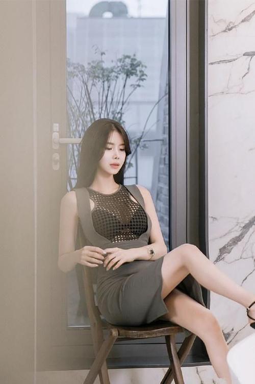 变成黑皮辣妹后朋友
