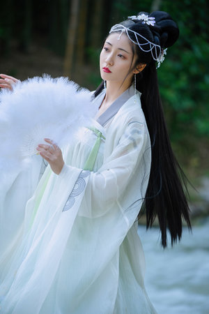 翁与小莹高潮连连第12部