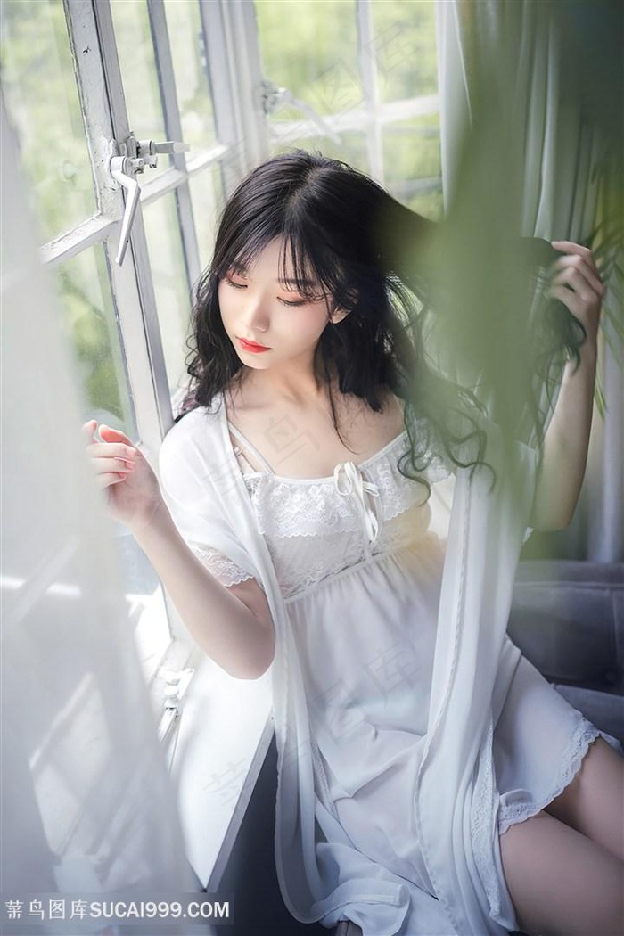 打女仆光屁股打到红图片