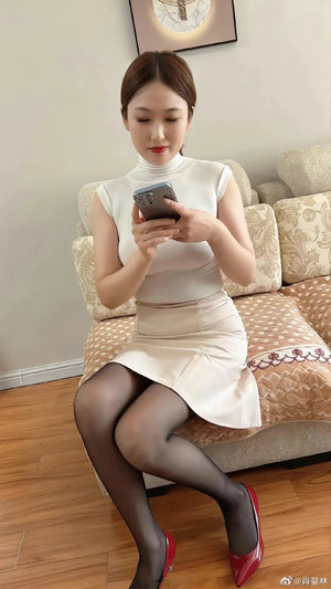 白洁美红高义