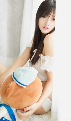 恐怖热线之大头怪婴电影