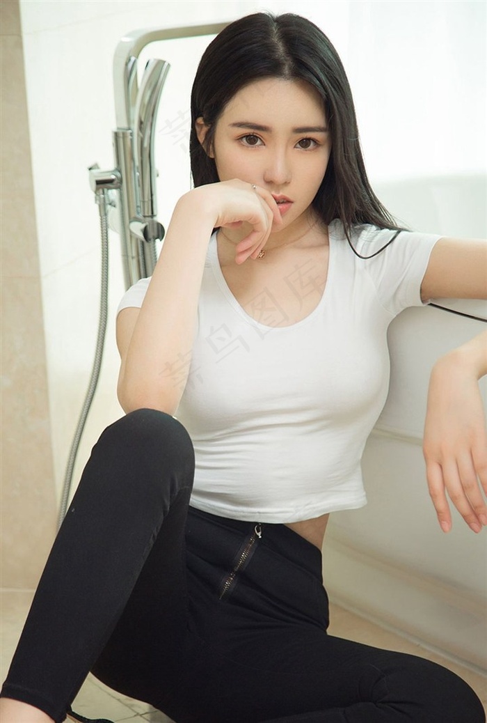 偷穿篮球白袜校草的内裤