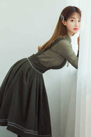 美女脱裤子让男人桶